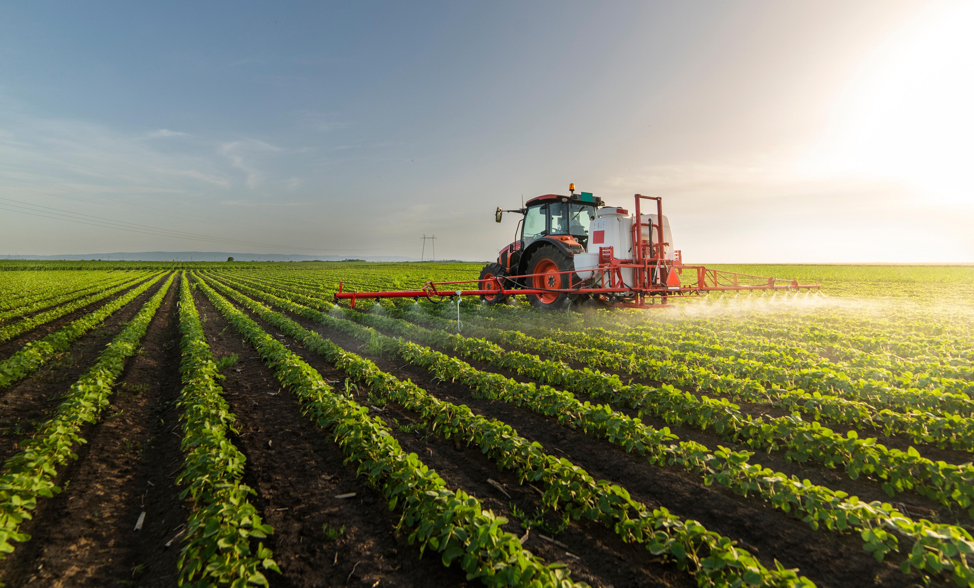 Agricultural machinery and vehicle parts company finds easy-to-use mobile payments solution.
